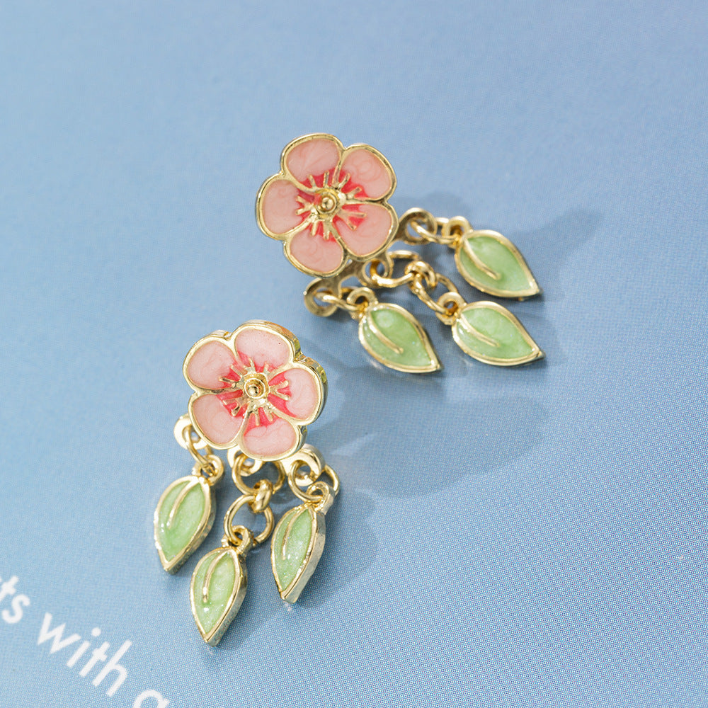 Special-interest Design Drop Oil Peach Blossom Leaf-shapepd Stud Earrings