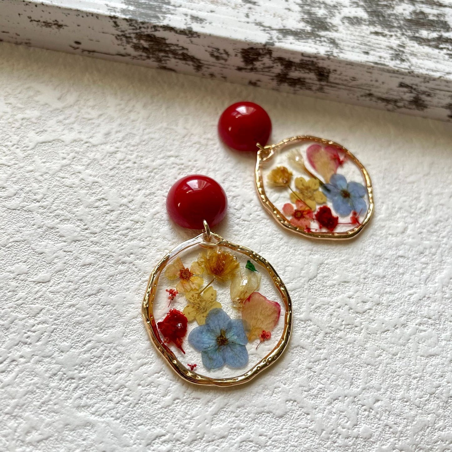 Vintage Dried Flower Plant Epoxy Earrings