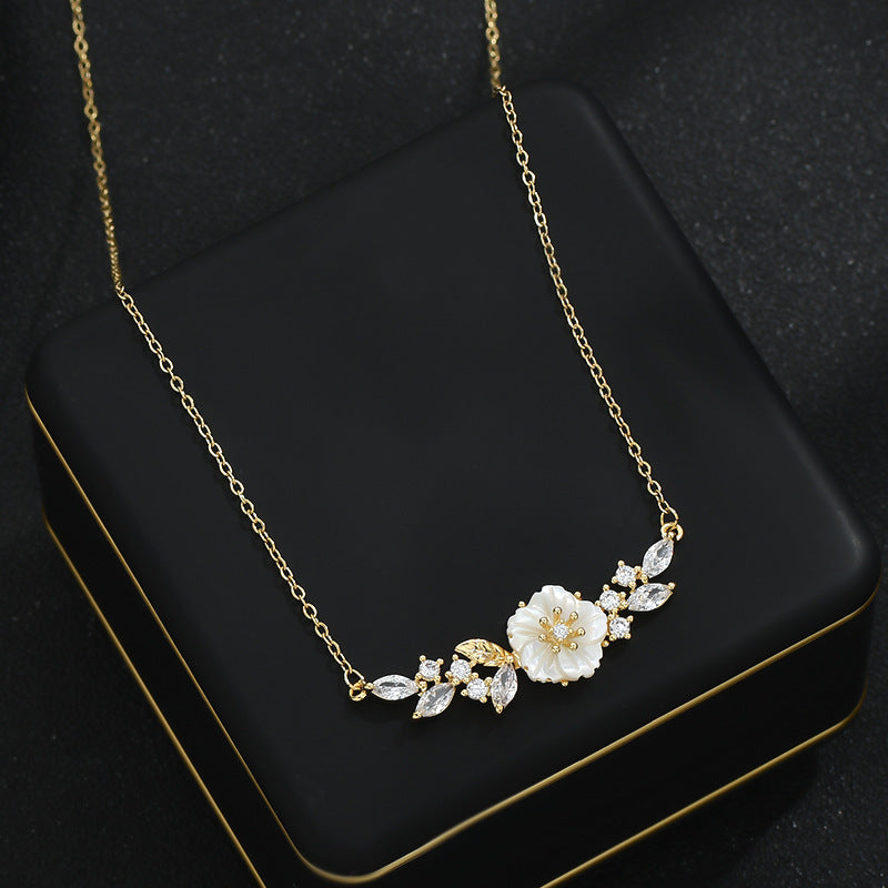 Zircon Temperament Clavicle Chain Woman's Necklace