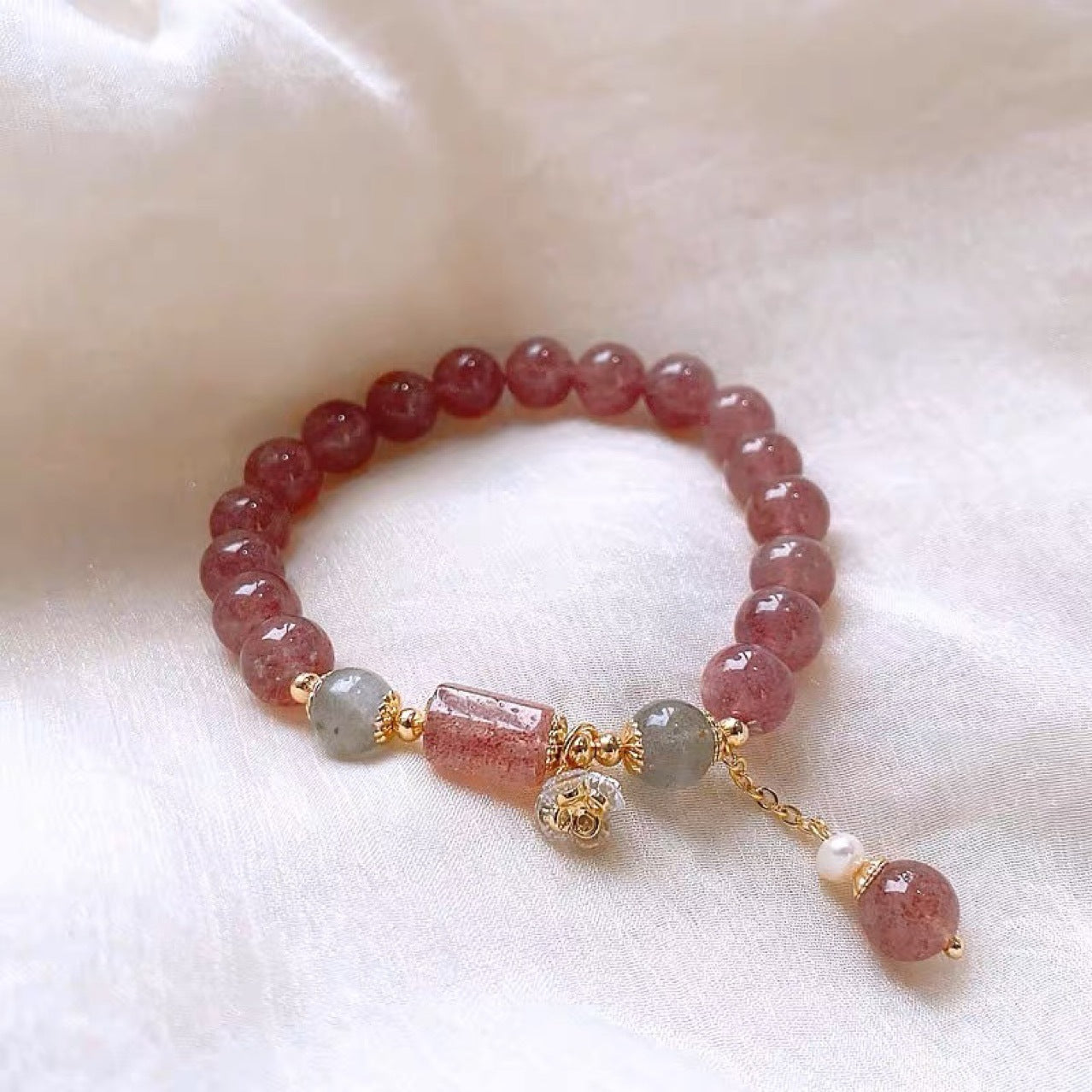 Natural Strawberry Crystal Stretch Bracelet