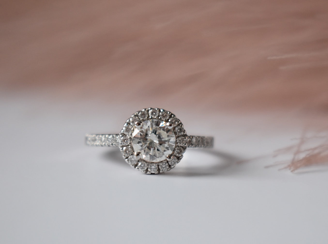 1 CTTW Round Halo Natural Diamond Engagement Ring Close Up